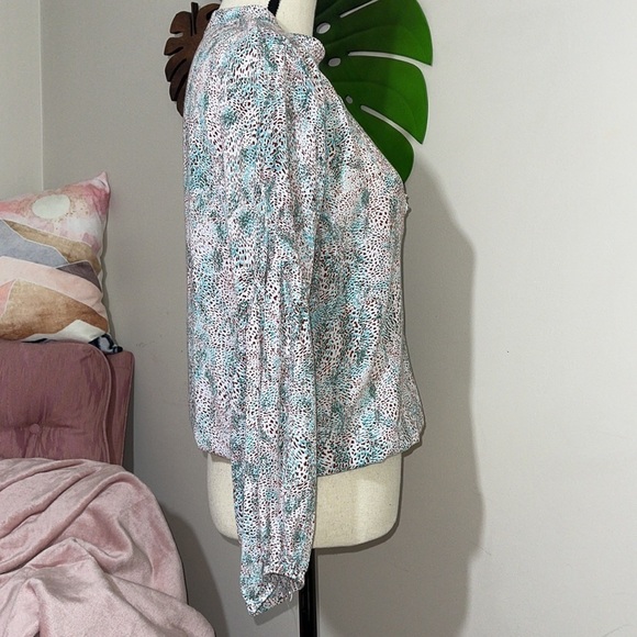 Poupette St. Barth Viscose Puff Sleeve V-neck Pull Over Blouse Sz. Small - Picture 5 of 14